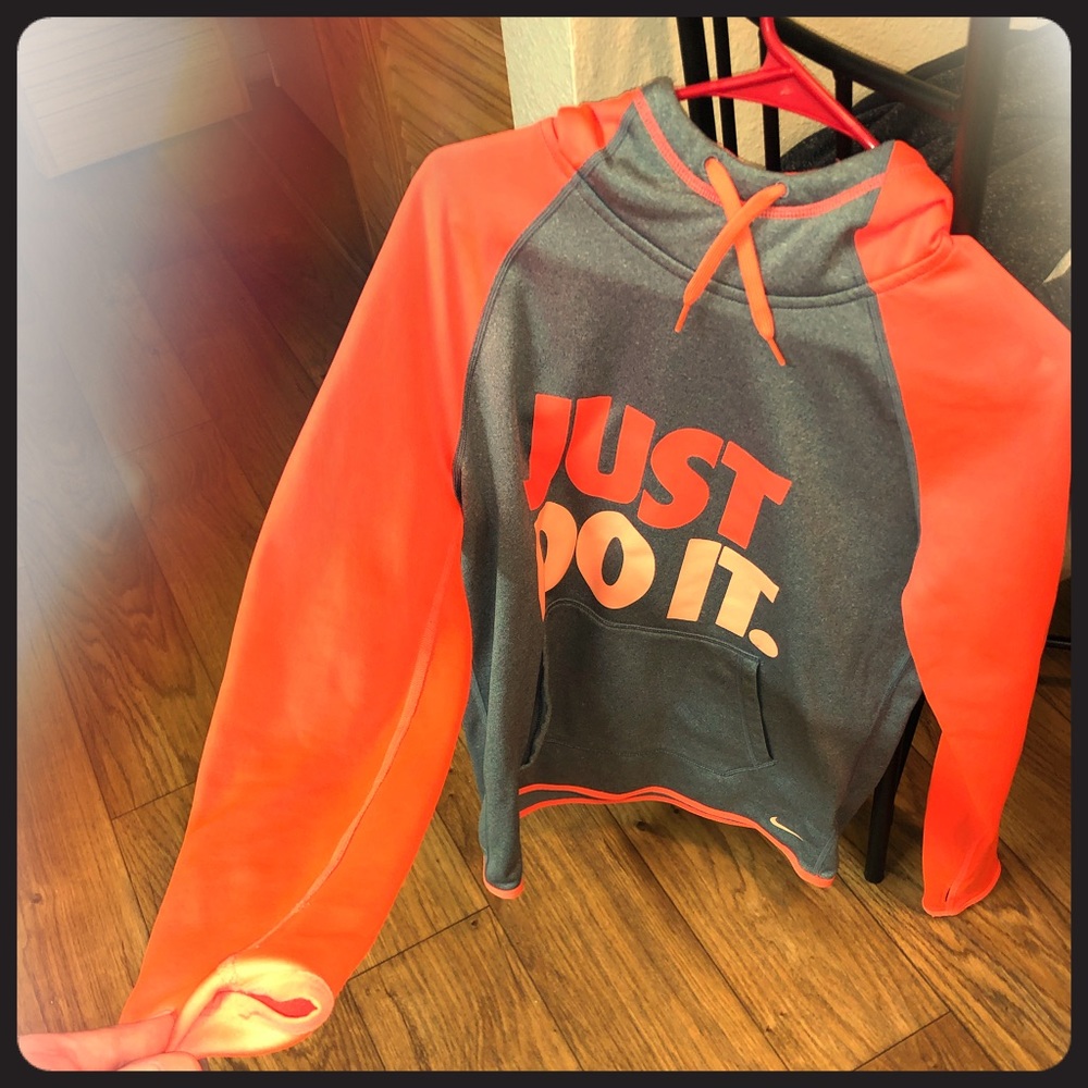 Shoes and Jacket Nike Set